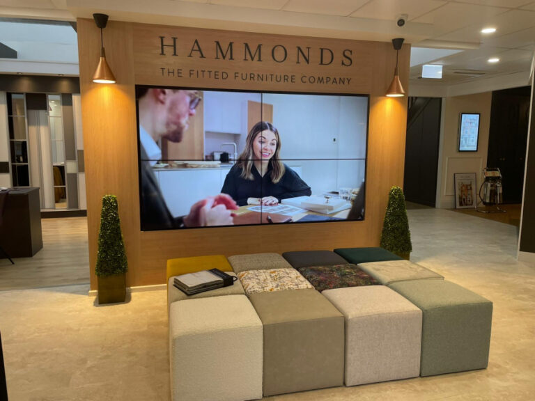What Are the Common Mistakes to Avoid with Digital Signage?